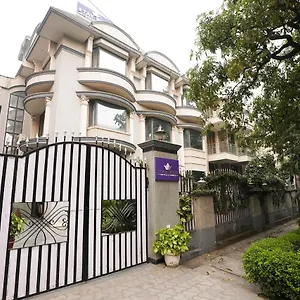 Well & Homes Hotel Gurgaon