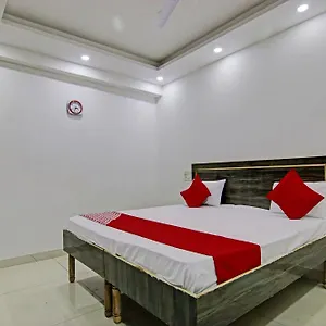 O Rk Plaza Hotel New Delhi