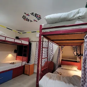 Hotel Hanuman Ghat On Pichola, Udaipur