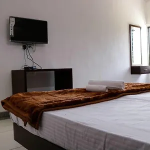 Hotel Rajmandir Holiday, Udaipur